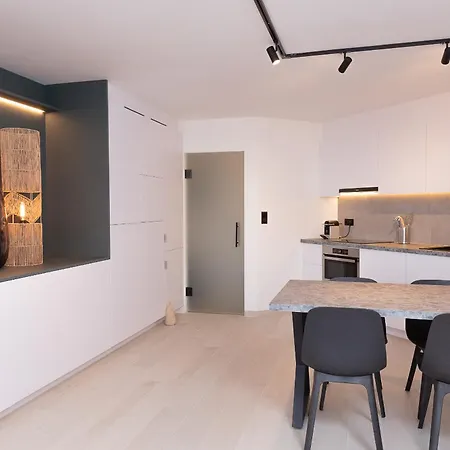 Appartement Met Zeezicht